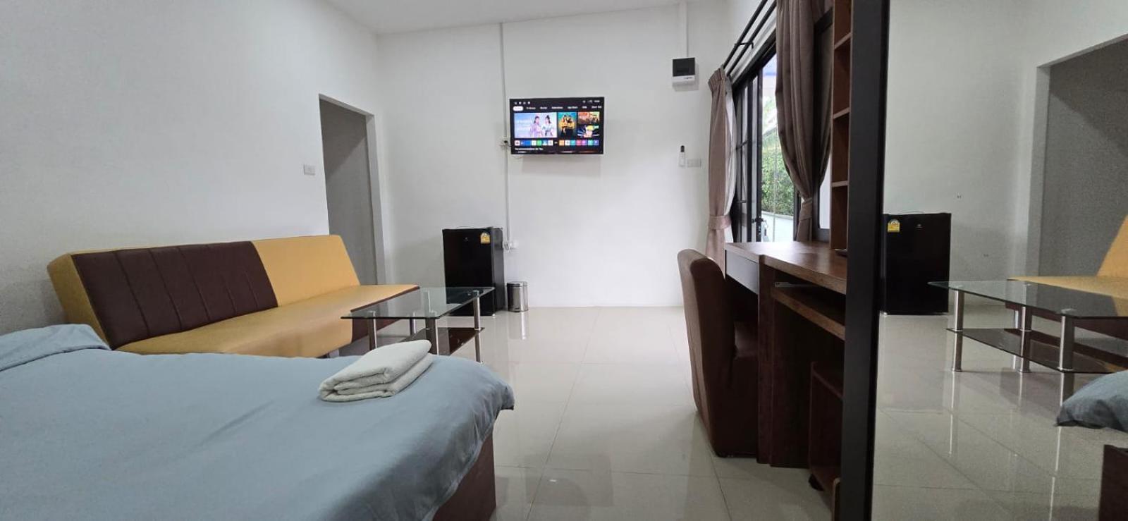 Taxim Residence Boutique Hotel Patong Exterior photo