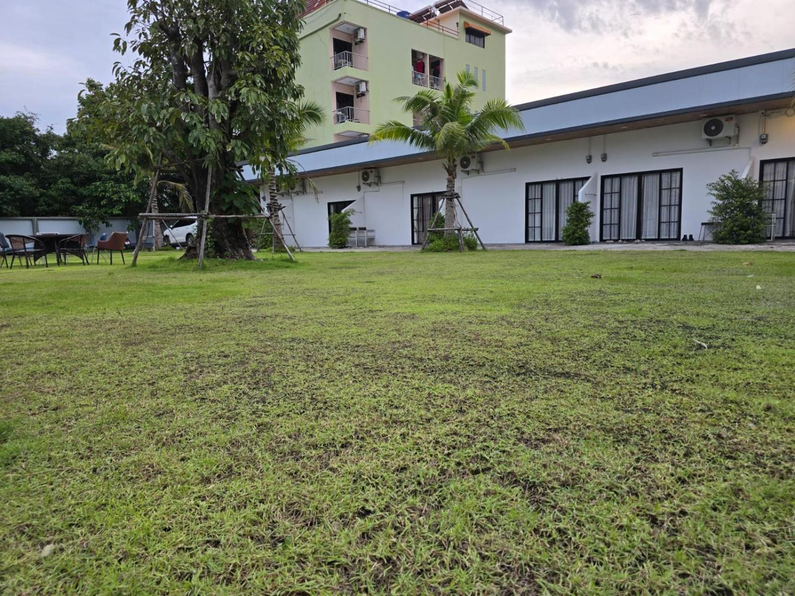 Taxim Residence Boutique Hotel Patong Exterior photo